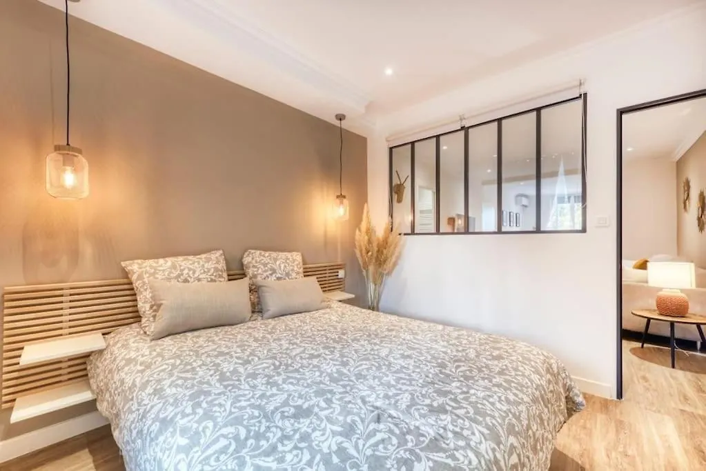 Apartment Appartement Neuf Centre Ville Et Plage A Proximite Saint-Raphael
